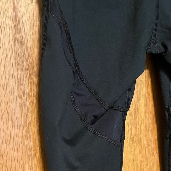 Arie Black High-Waist Leggings - Picture 11 of 15